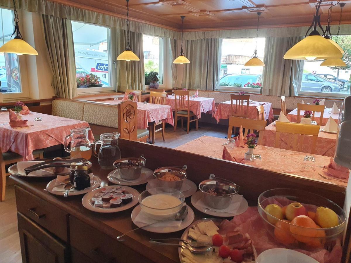 Albergo Bar Ristorante Dolomia Badia  Exteriér fotografie